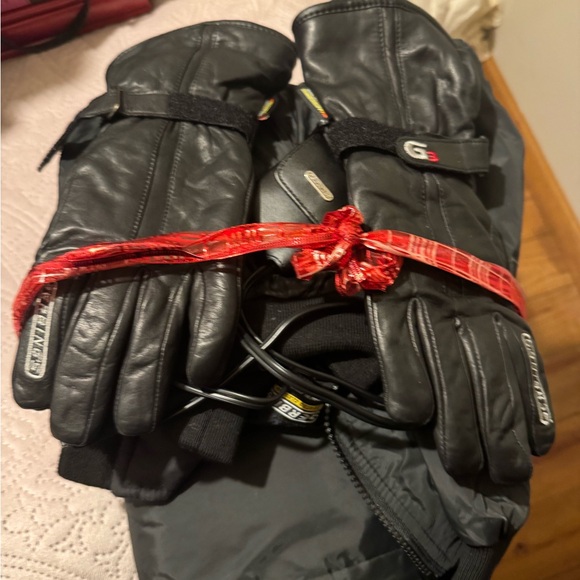 Black Leather Women's Gloves